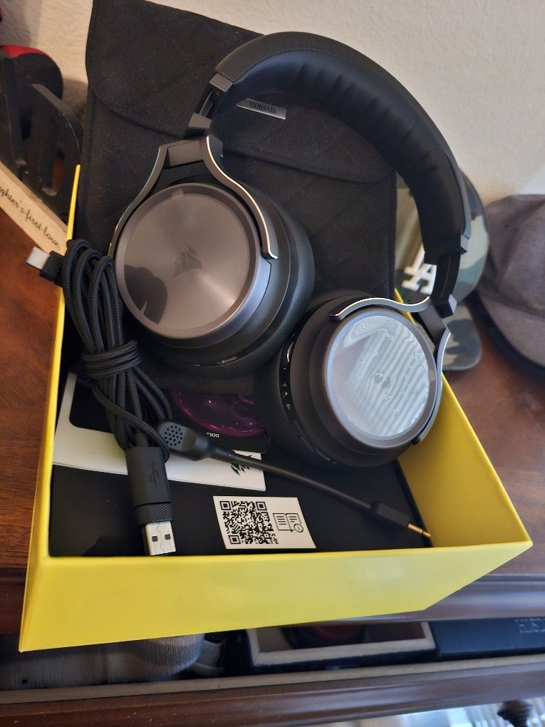 Corsair Virtuoso RGB Wireless SE High-Fidelity Gaming Headset