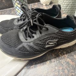 Women Sketcher Athletic Shoes 