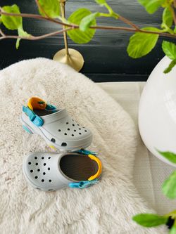 Crocs sz 9c kids