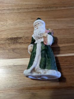 (S11) Vintage Ceramic Santa Claus Figurine in Green Robe