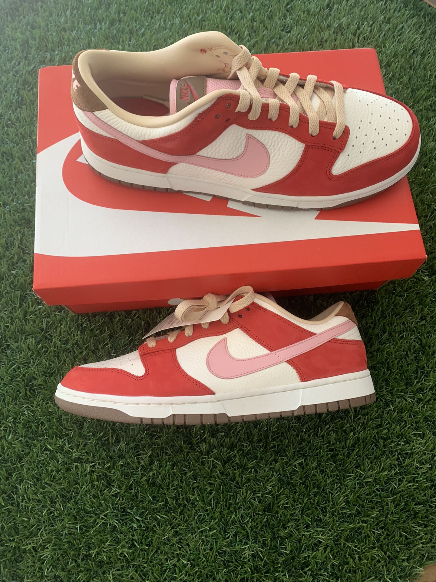 Nike Dunk Low PRM- 10.5 Men’s