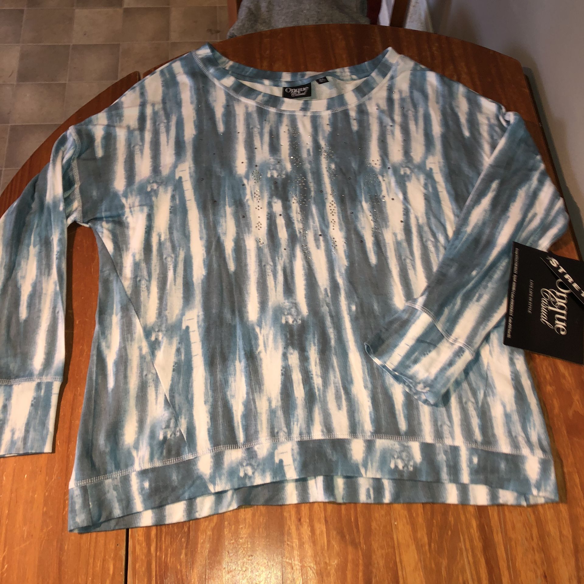 NWT Onque Casual Size XL Tie Dyed Rhinestone Sweatshirt