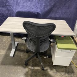 Fully loaded Herman Miller Mirra 2 Chairs!! We Have Multiple Available! We Also Have Standing Desk Available! 