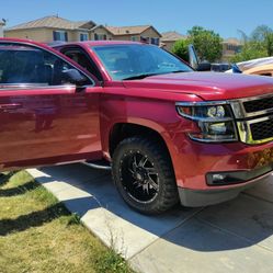 We Do Upholstery Work And Cars Boats And RV And More 