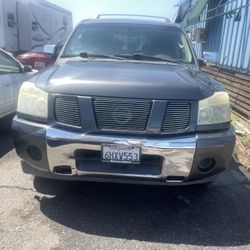 2005 Nissan Armada SE Fully Loaded  With Do