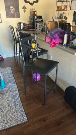 Set of 4 counter height stools