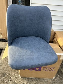 NEW Matching blue chairs. Missing legs, they screw in, I’m sure they can be bought. Nice chairs, I can’t be bothered to mess with them honestly. 