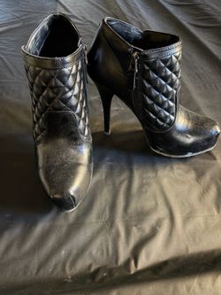 GUESS Black Quilted Stiletto Ankle Boots