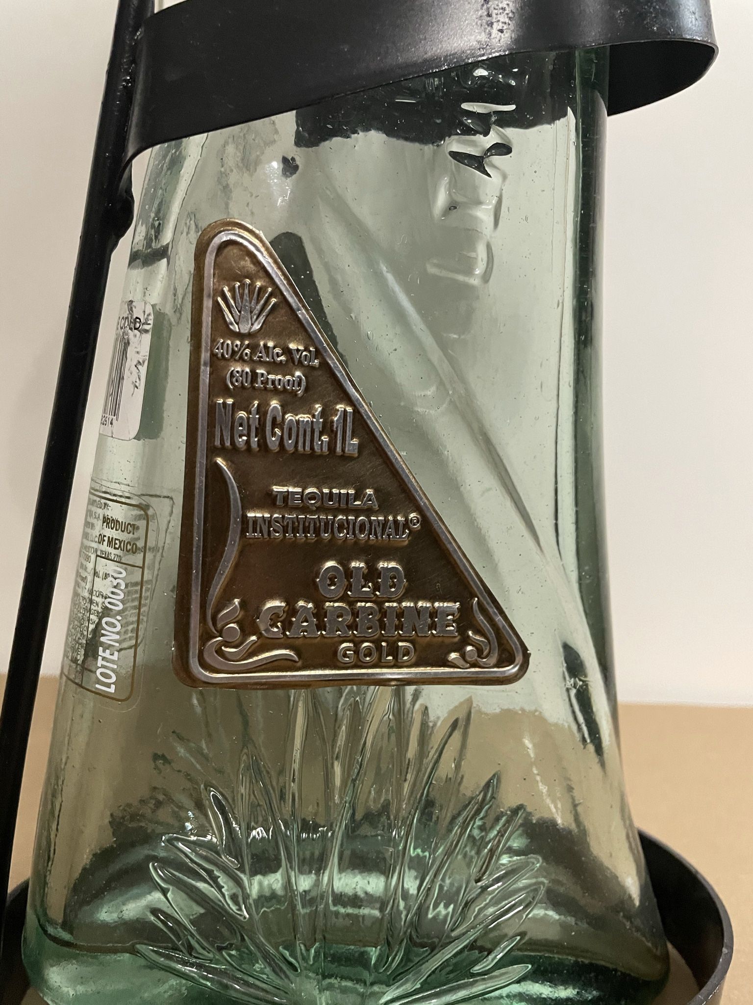 Tequila Institucional Old Carbine