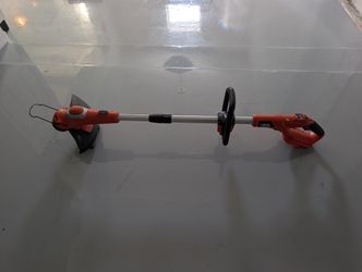 Black & Decker 13inch 24V Weed Trimmer NO BATTERY