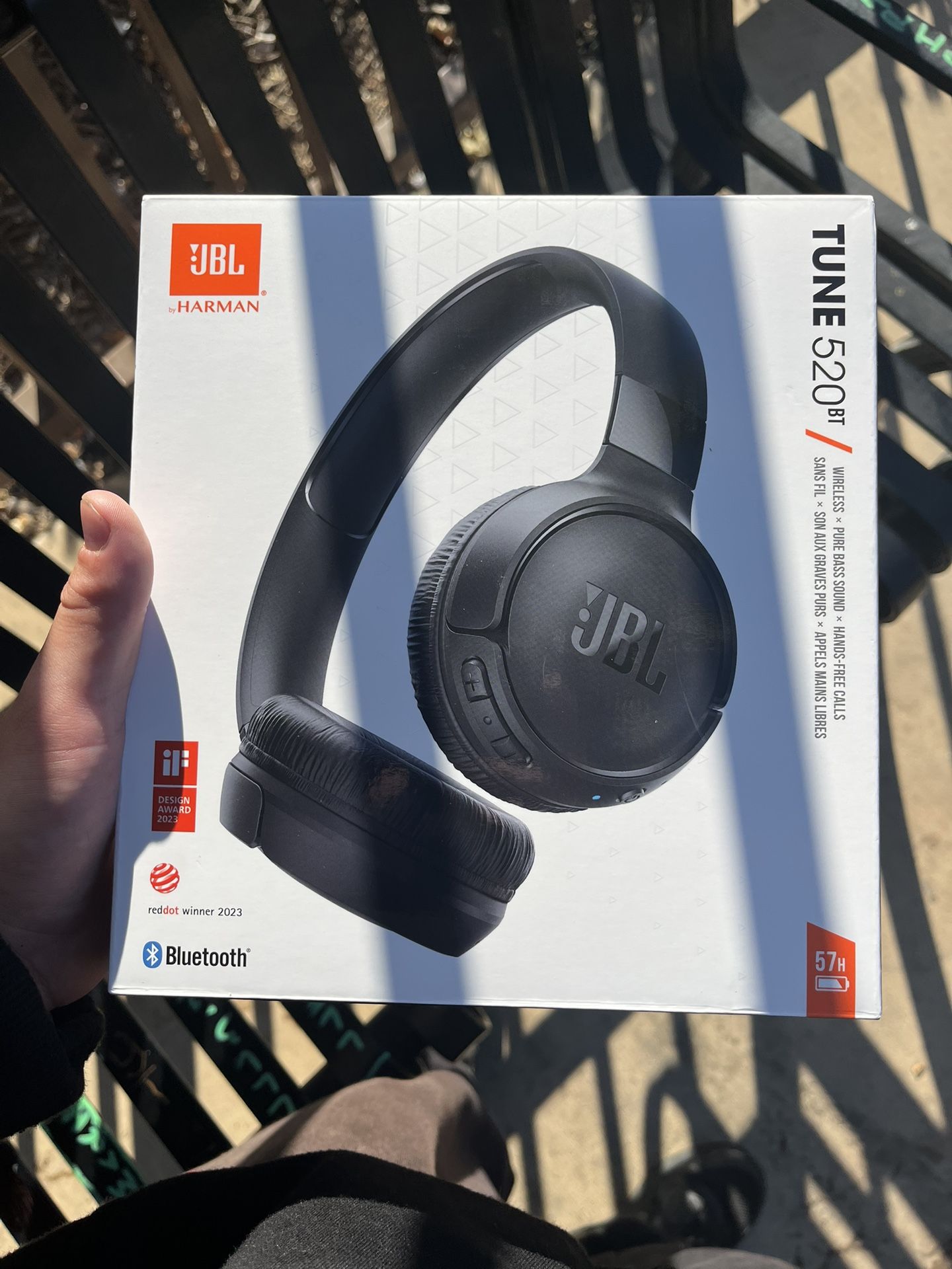 JBL Wireless headphones 