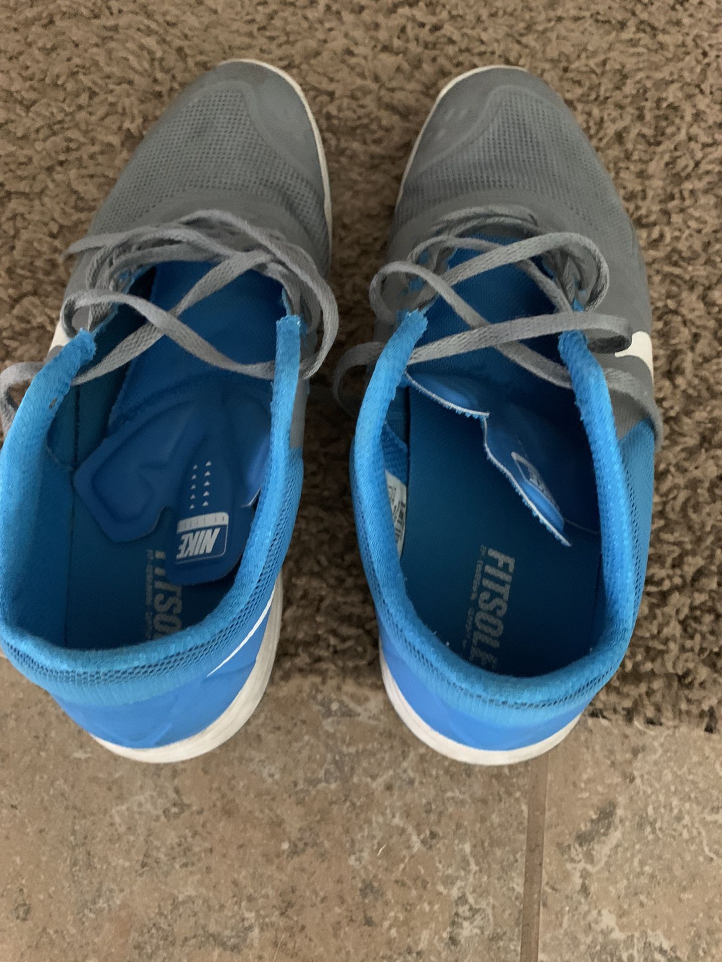 Running Shoes