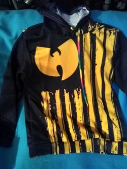 sweatshirt sizes S and L/ sudadera tallas S y L