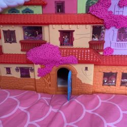 Encanto Dollhouse