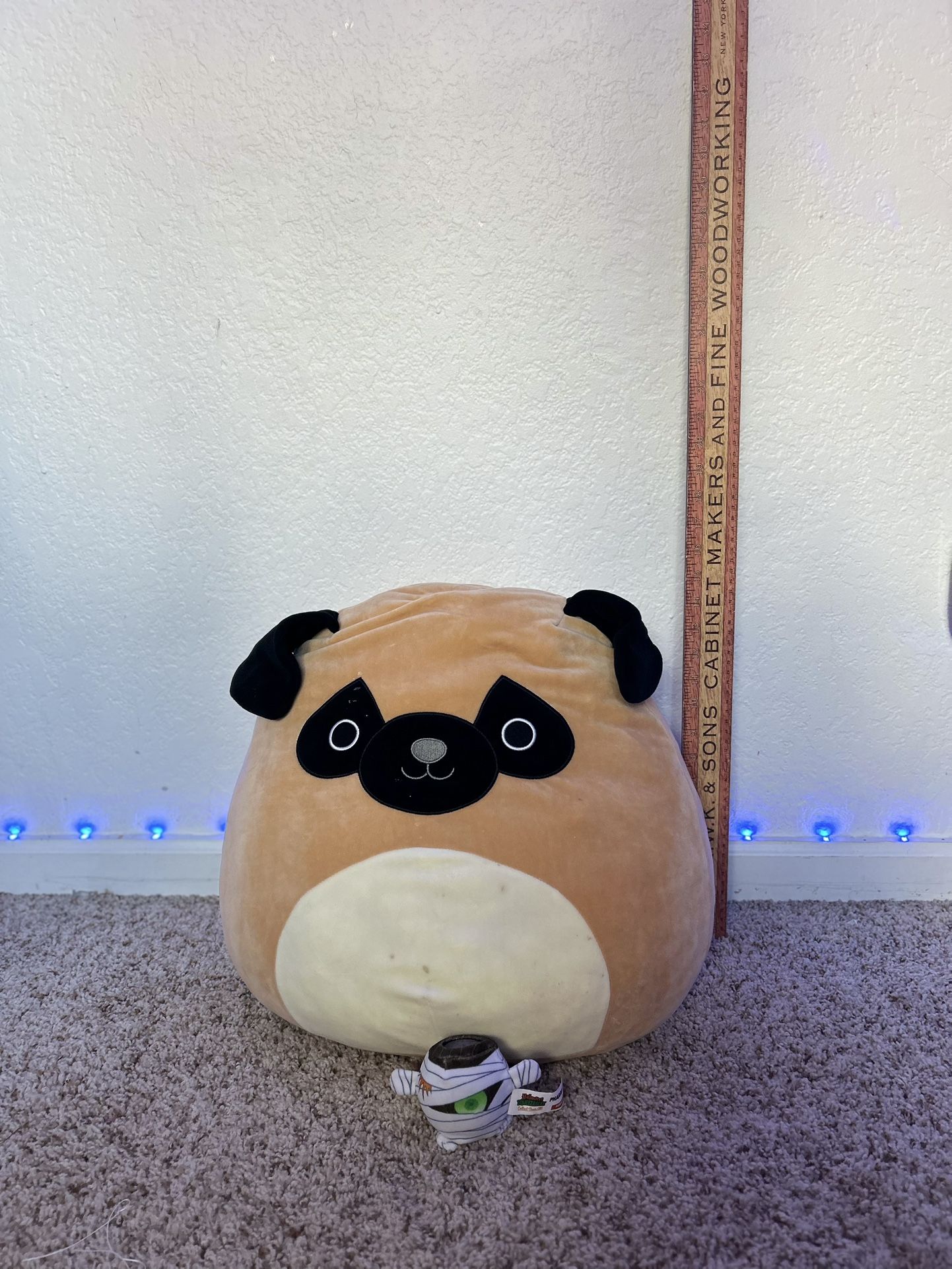 Pug SquishMellow Beige 15 in