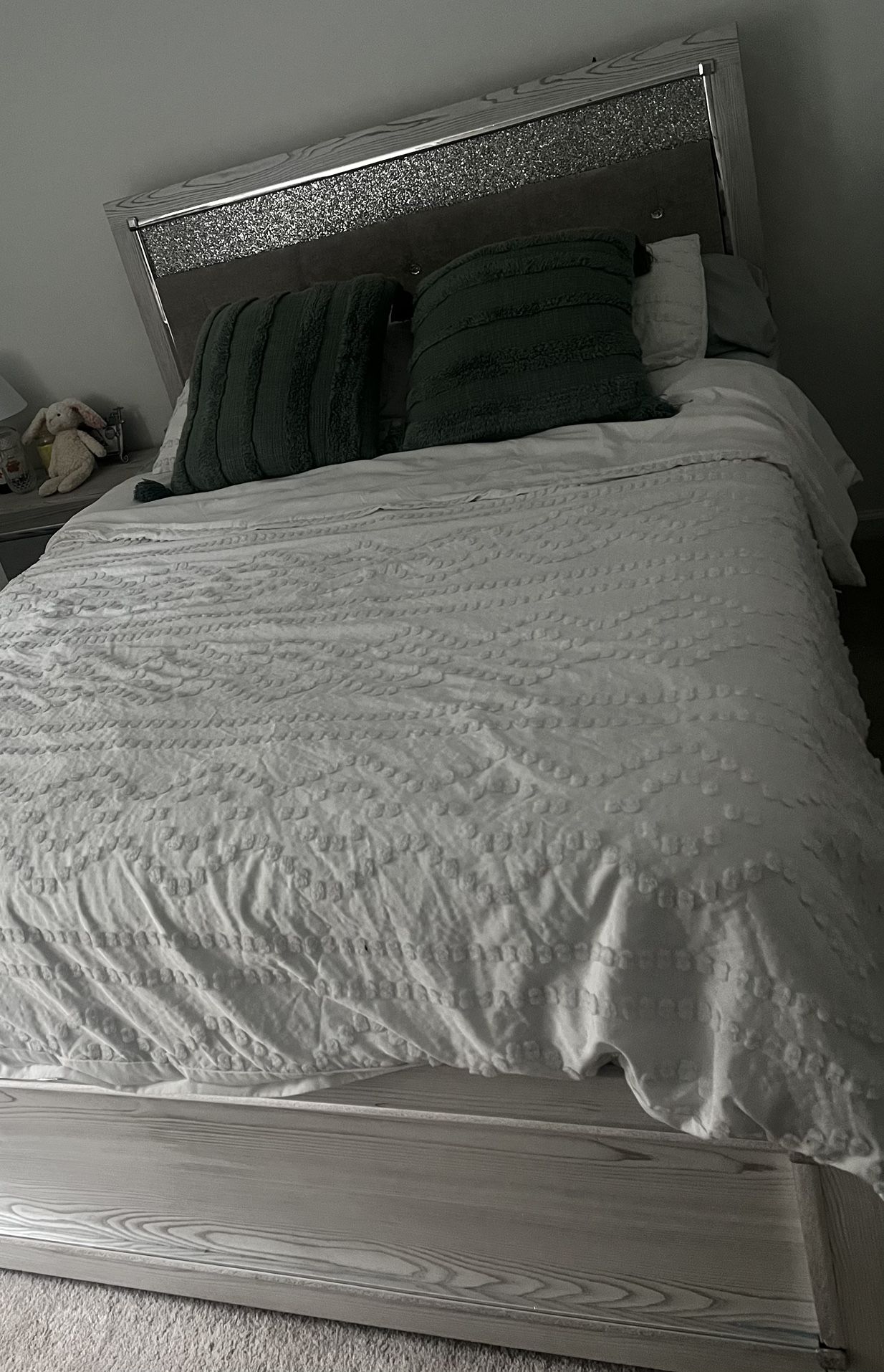Queen Bedroom set