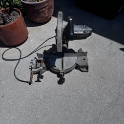 Craftsman 10-inch Compound Miter Saw