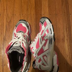 balenciaga runner