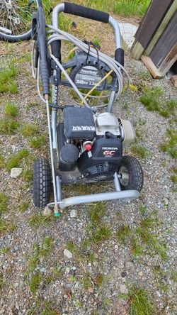 Honda power washer. 2600psi, 2.3 gpm, GC160