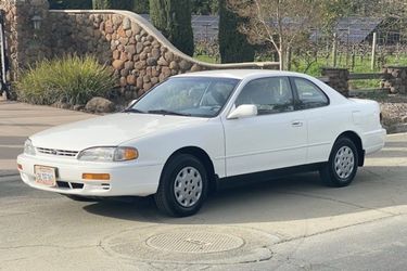 Engine for sale. 1995 Toyota 2.2L i4 (Camry)