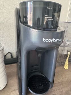 Baby Brezza Formula Pro – Like New – $125