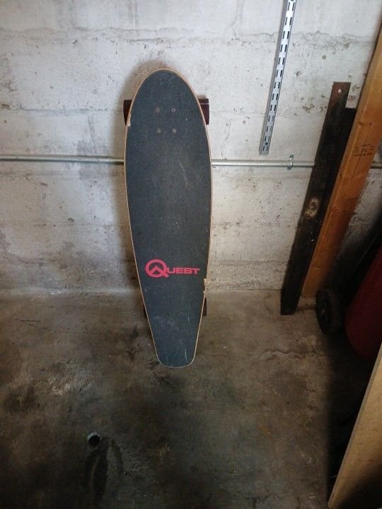 Quest Skateboard 
