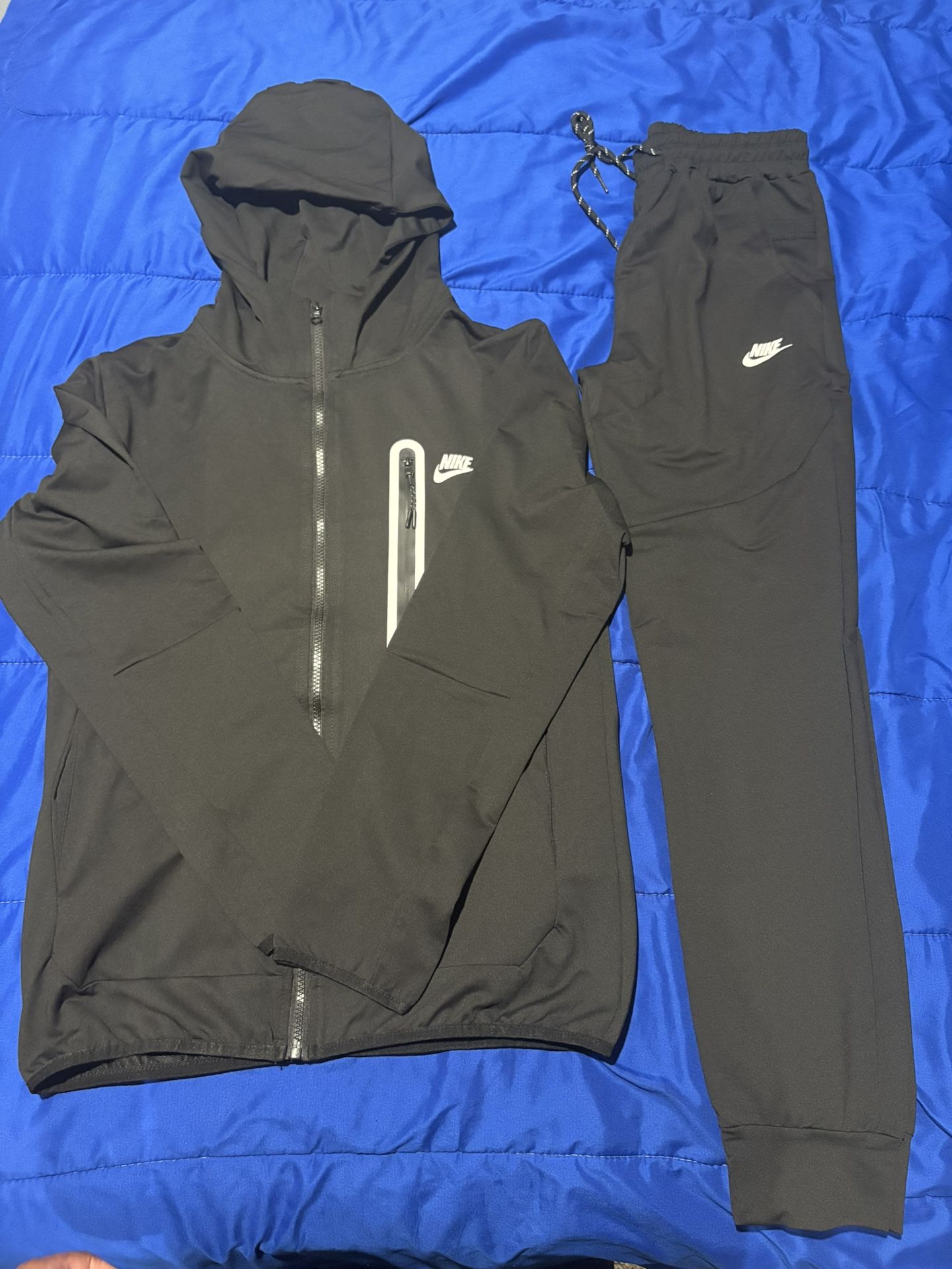 Nike Tech