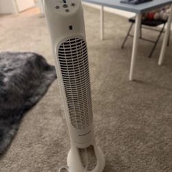 Honeywell Quite Set tower fan With Remote