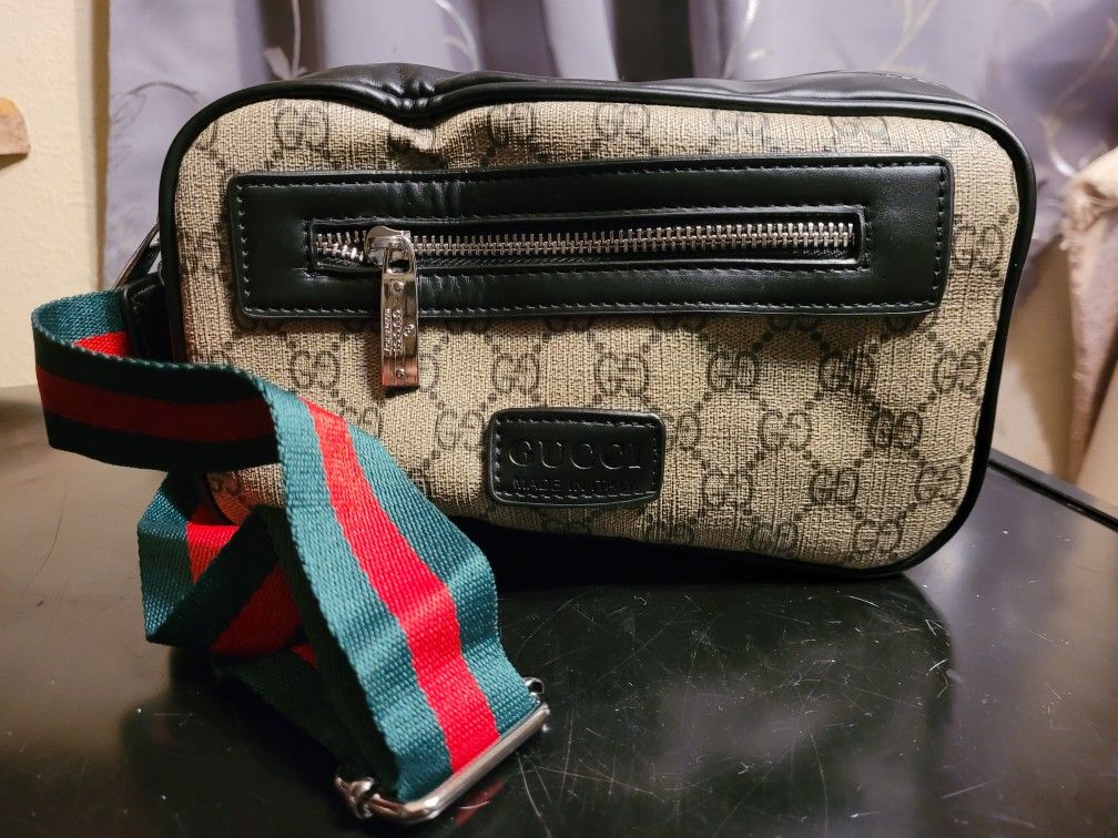 Gucci GG Unisex Waist Crossbody Bag Pouch Satchel