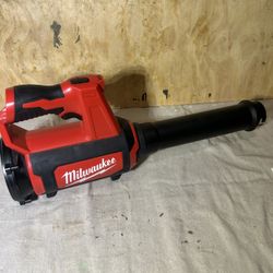 Milwaukee M12 Compact Blower