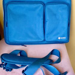 LAPTOP BAG, TOMTOC, GREAT GIFT (SALE)
