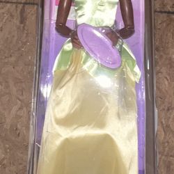 Disney Princess Playdate Tiana 32" Fashion Doll with Sharable Accessories NEW