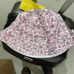 Bucket Hat 