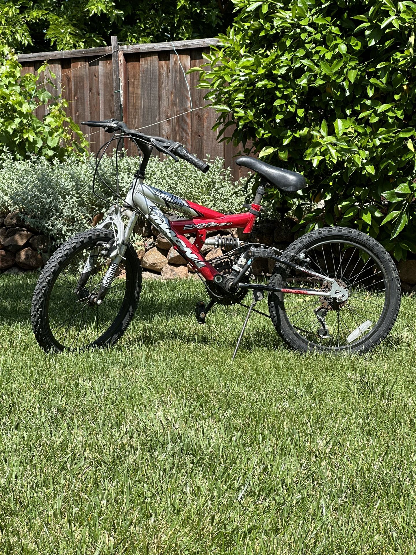 Kids dual suspension clearance