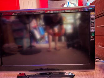40 inch Toshiba tv