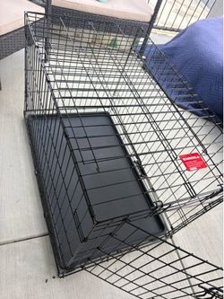 Dog crate/ cage. Foldable. 36in x 22in x 24in