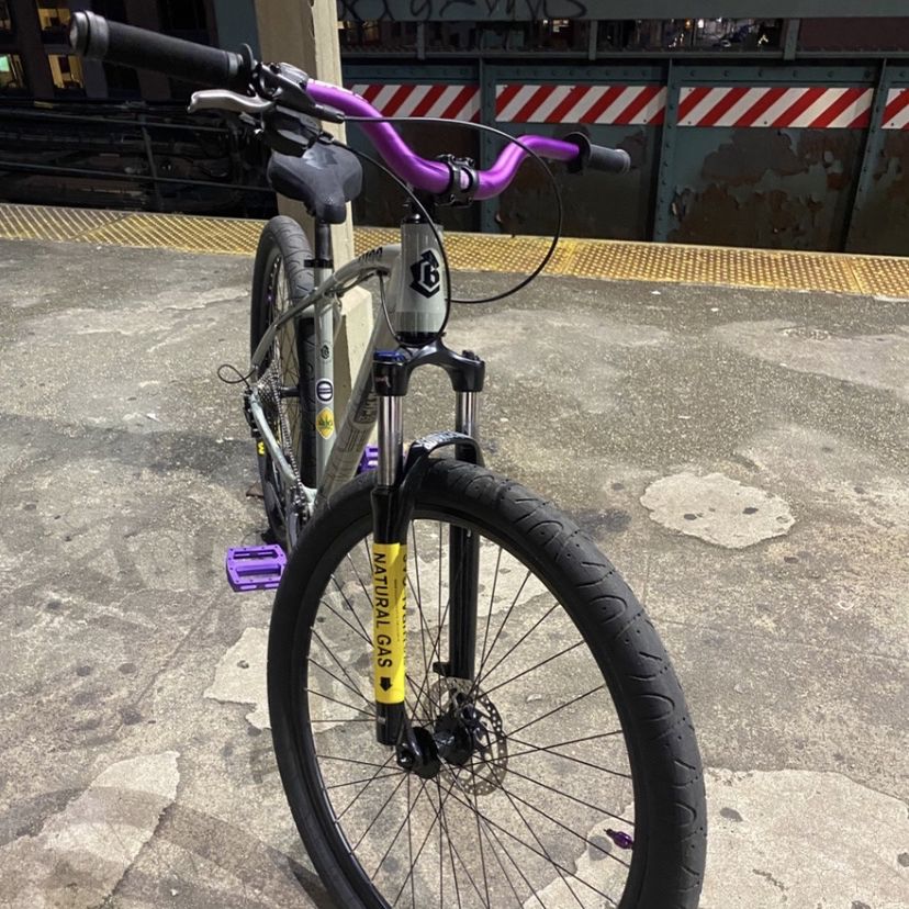 C100 V2 Collective Bike for Sale in Queens, NY - OfferUp