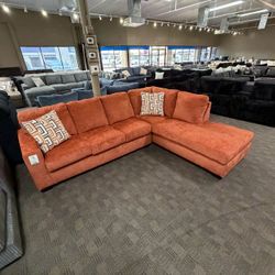 Ashley Aviemore 2 Piece Sectional