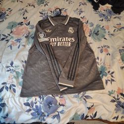 Real Madrid Grey Long Sleeve Jersey 24/25 Season 