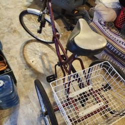 TROSCIKL 3WHEEL 24INCH FOLDING 7SPEED WORK PERFECT EVERYTHING IS GOOD CONDITION 