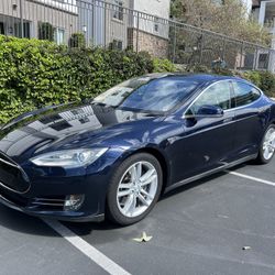 2013 Tesla Model S