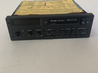 *Nice / Vintage* Bluapunkt Audi / VW AM/FM Cassette Car Stereo 443035093C