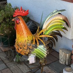 Large Metal Rooster