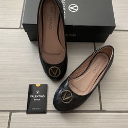 Valentino Flats 