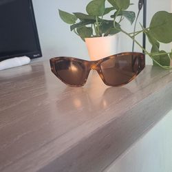 Valenciaga Sunglasses 