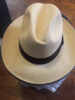 Classic Straw Hat Size 6. 7/8