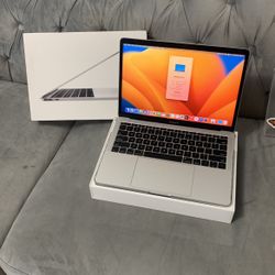 2017 Macbook Pro 8gb 