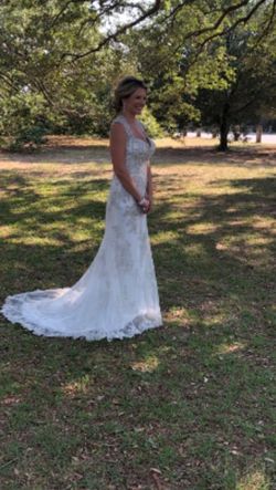Maggie Sottero Wedding dress Size 10