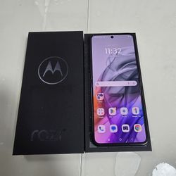 Motorola RAZR 2024 - Unblocked