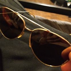 Vintage Gold Aviator Sunglasses 